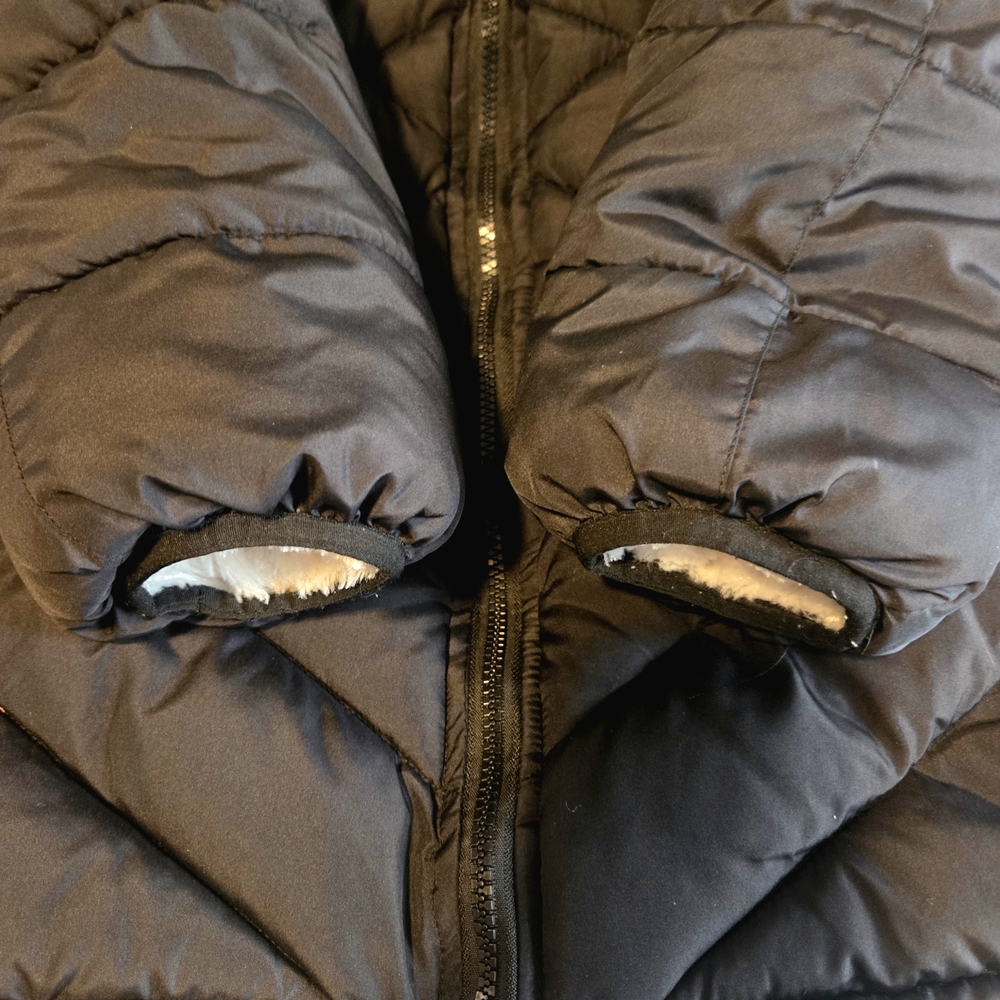 Reebok Women's Black Hooded Puffer Coat - Picture 6 of 7